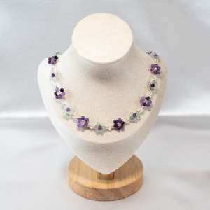 #12 Collier mit Amethyst und Regenbogenfluorit