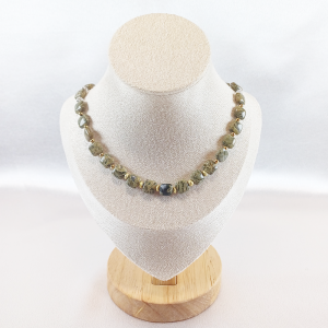 #G2 Collier  mit Schlangenhaut Jaspis